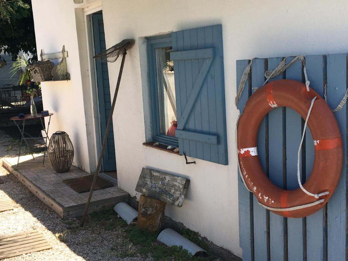Cabanon De Pecheur En Bord De Lagune Sète Esterno foto